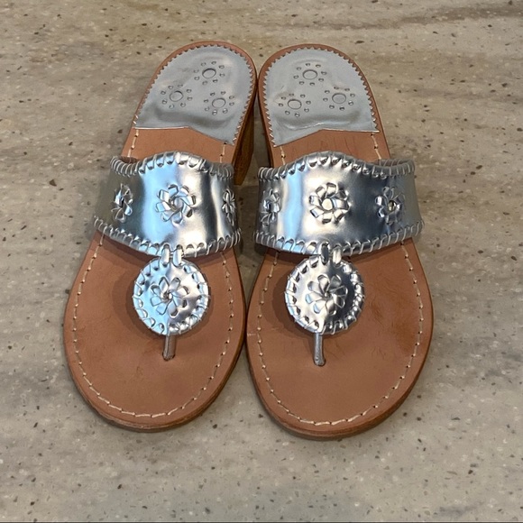 JACK ROGERS Hamptons Block Heel Sandal Sz 8M in Silver / Platinum EUC - Picture 4 of 6